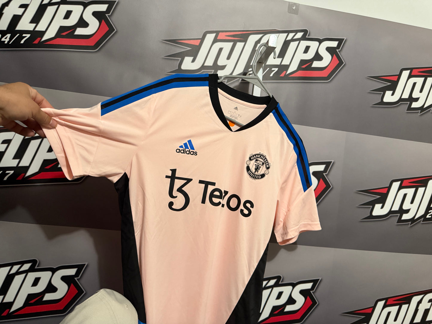 Men’s Large Man. United Adidas Jersey
