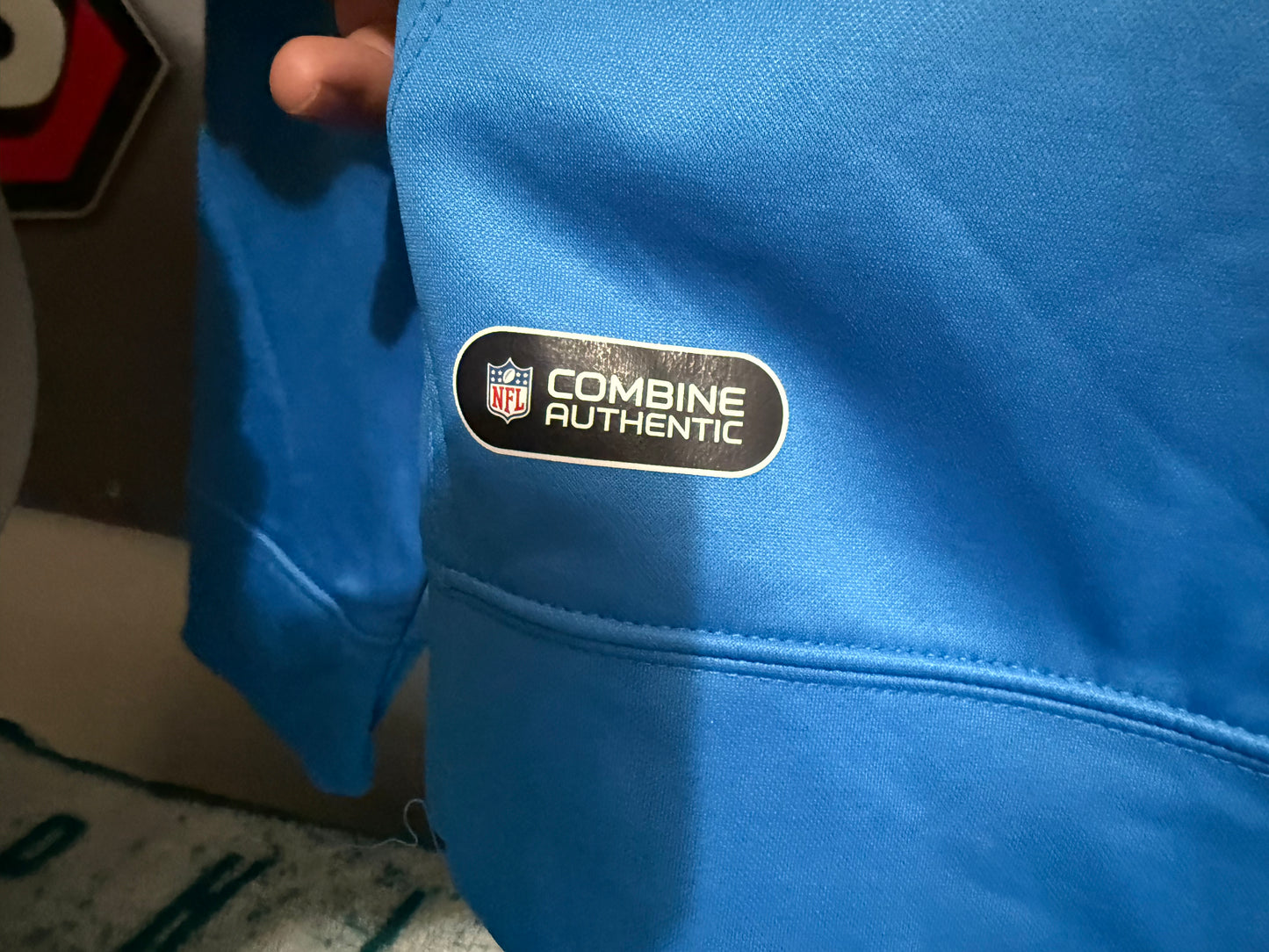 Men’s Large Chargers Hoodie