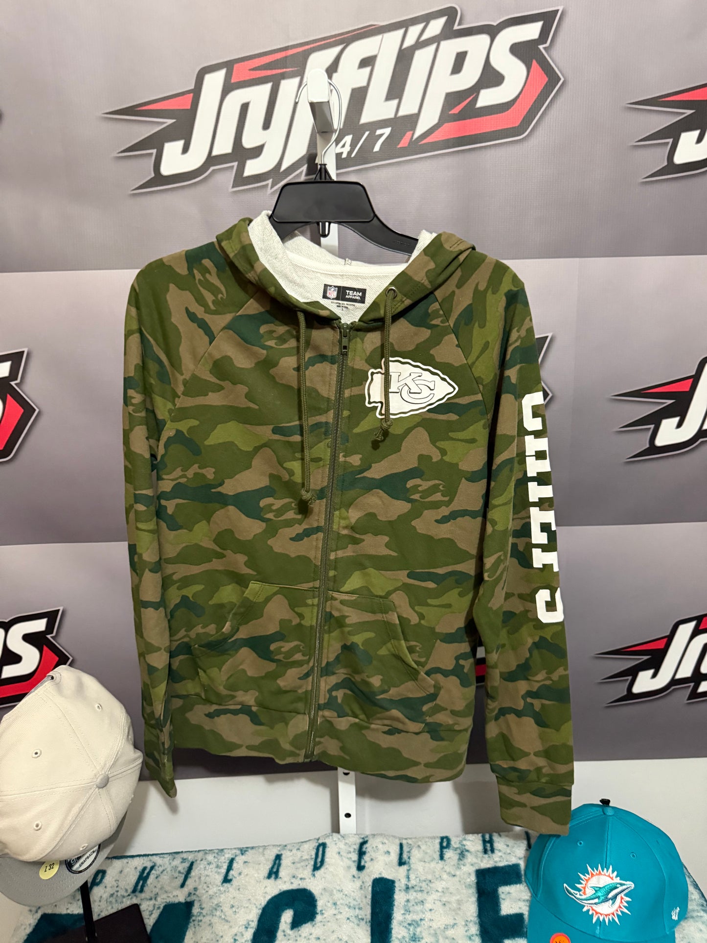 Woman’s Small KC Chiefs Camo Jacket