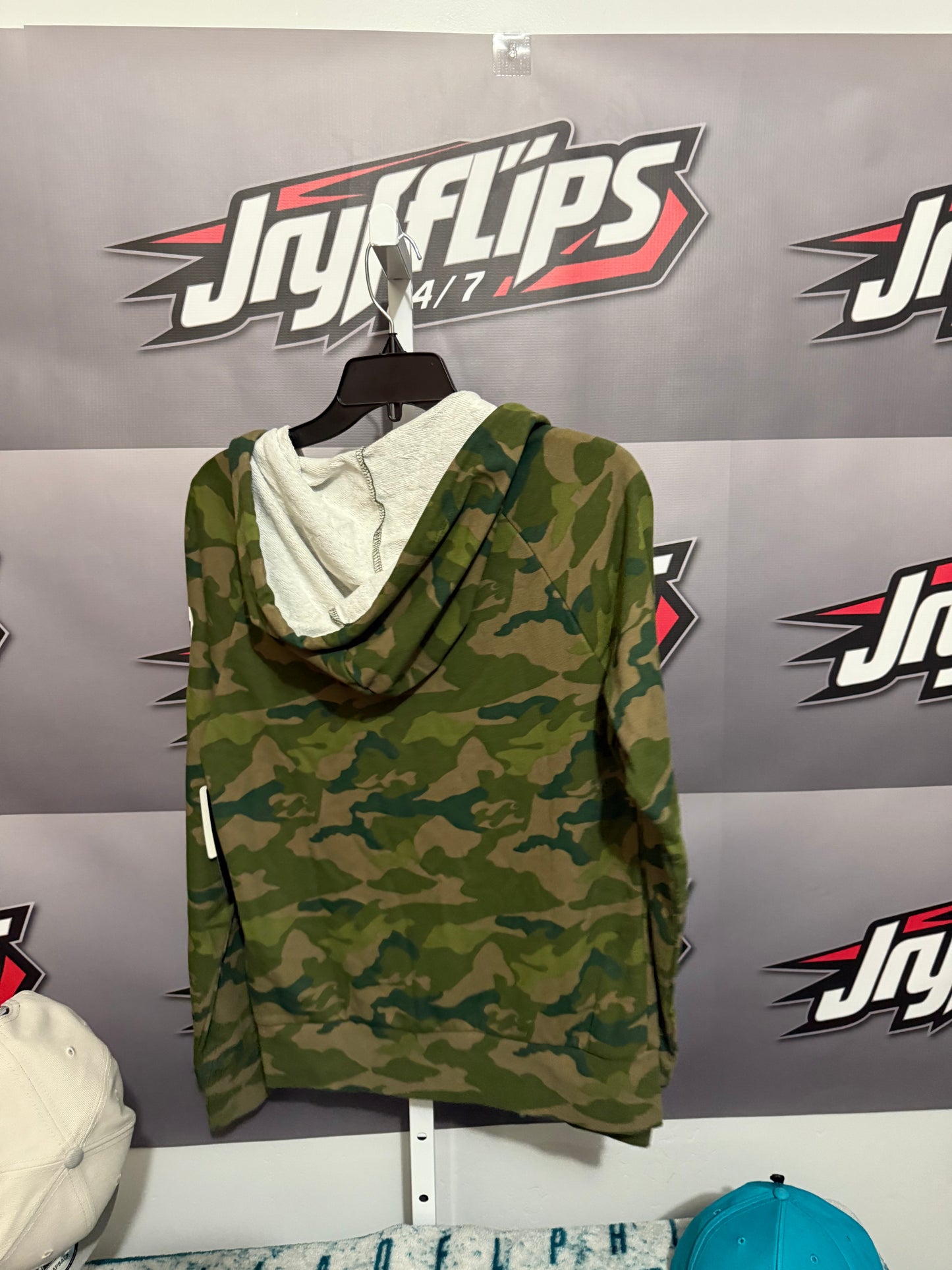 Woman’s Small KC Chiefs Camo Jacket