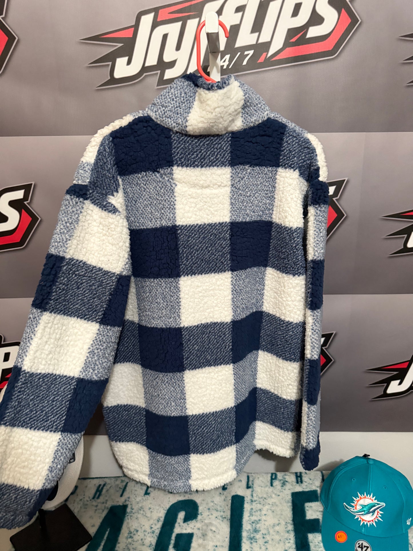 Woman’s XL 4her Texans quarter zip (fluffy)