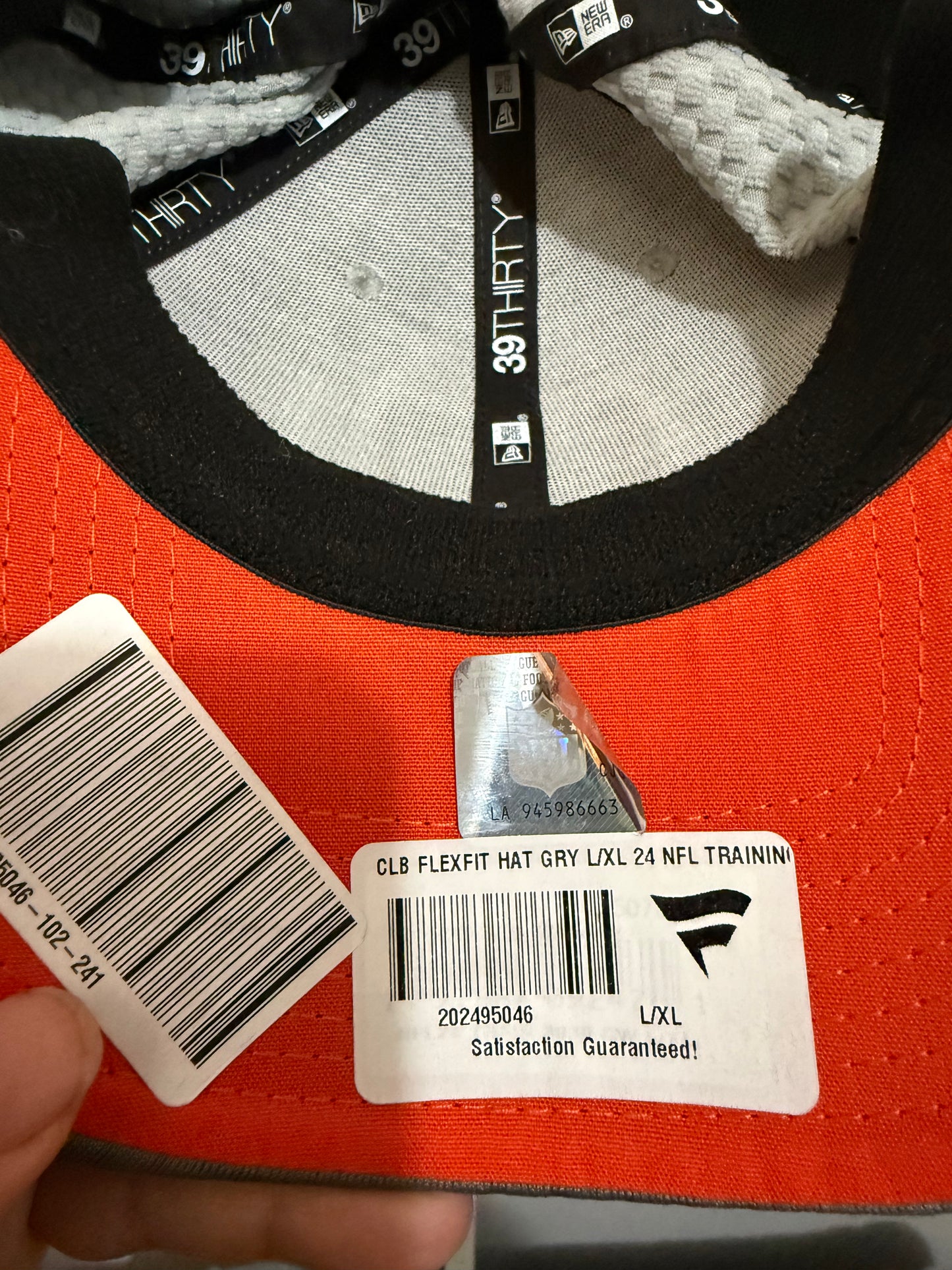 Cleveland Browns (Dog Logo) XL/L Flexfit Hat