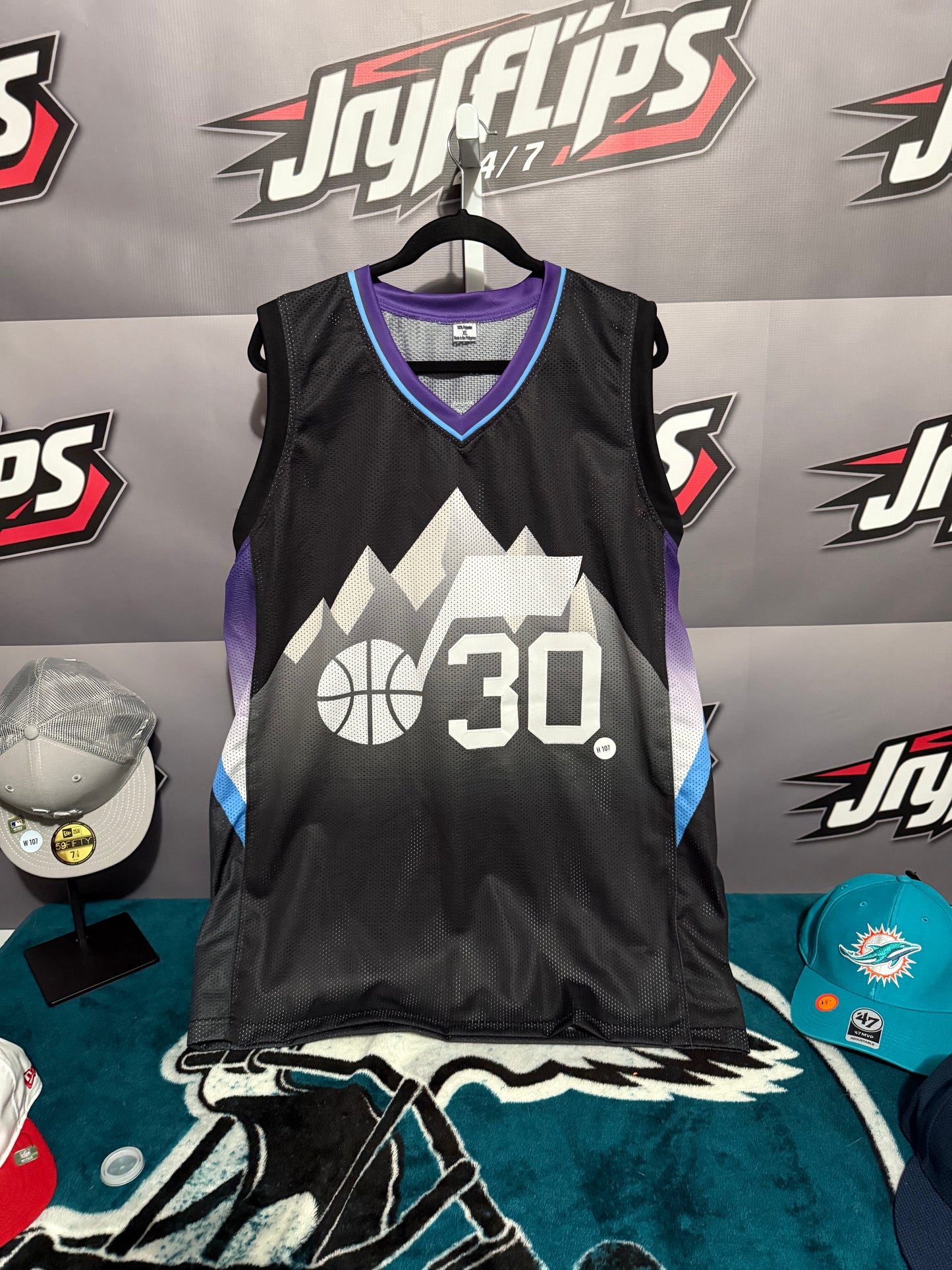 Men’s XL Utah Jazz City Connect edition SIGNED #30 Filipowski Jersey