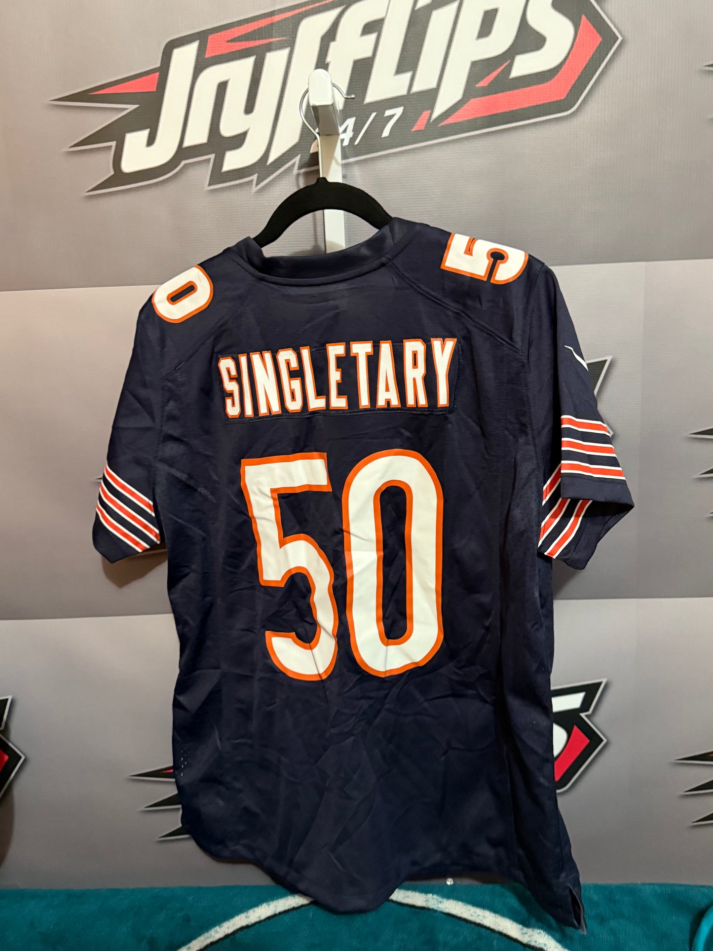 Woman’s XL Bears Singletary #50 Jersey