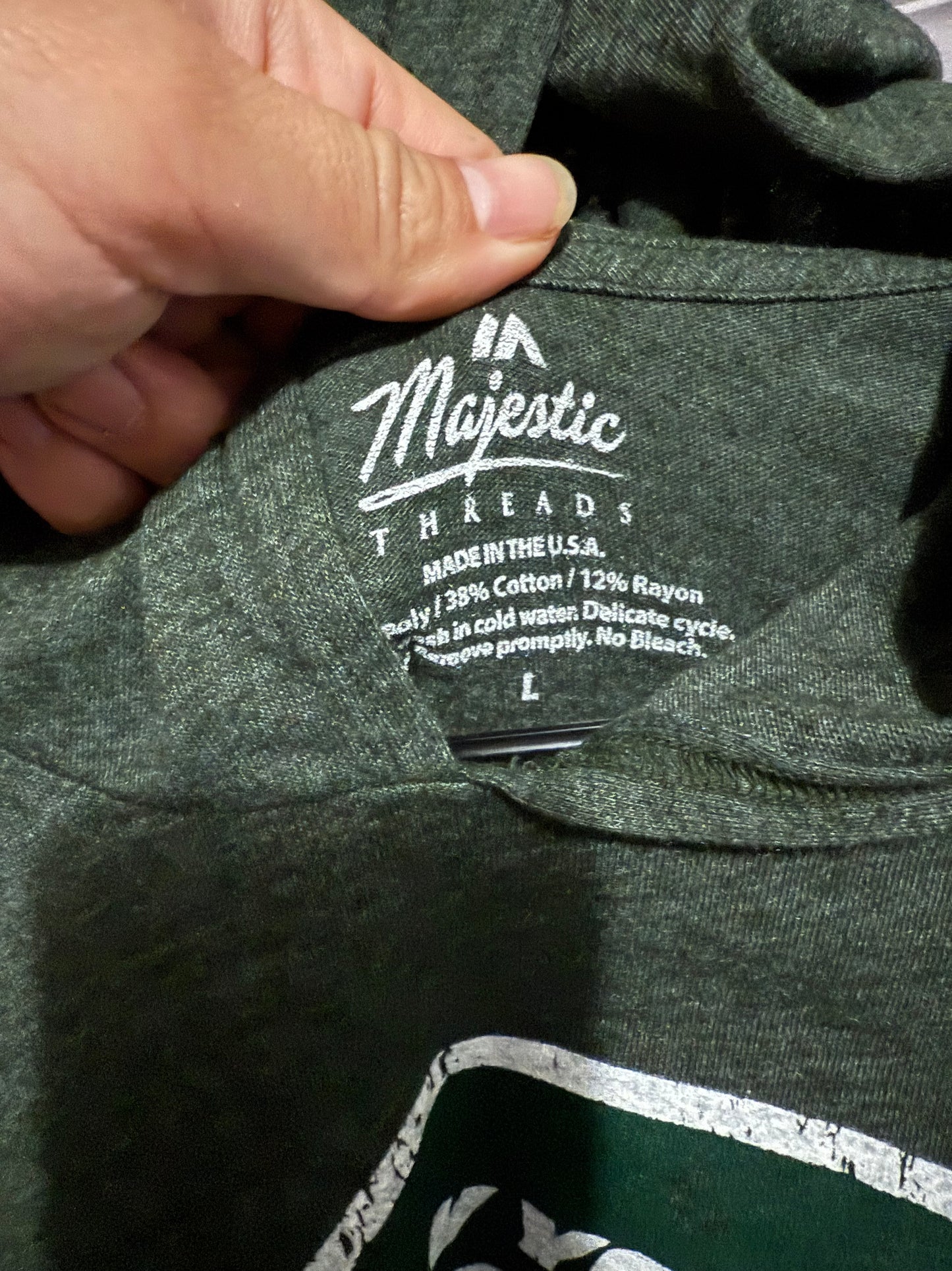Men’s Large Majestic Threads Aaron Rodger’s short sleeve hoodie
