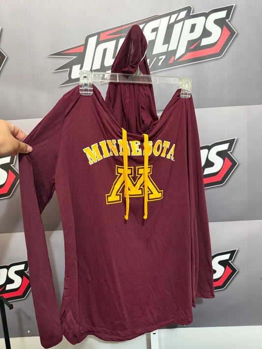 Woman’s XL Minnesota Golden Gophers sweater