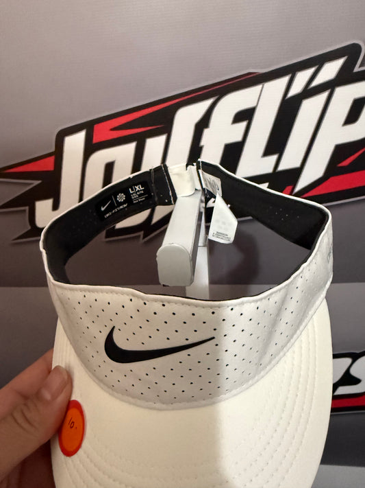 Nike L/XL Ace Visor