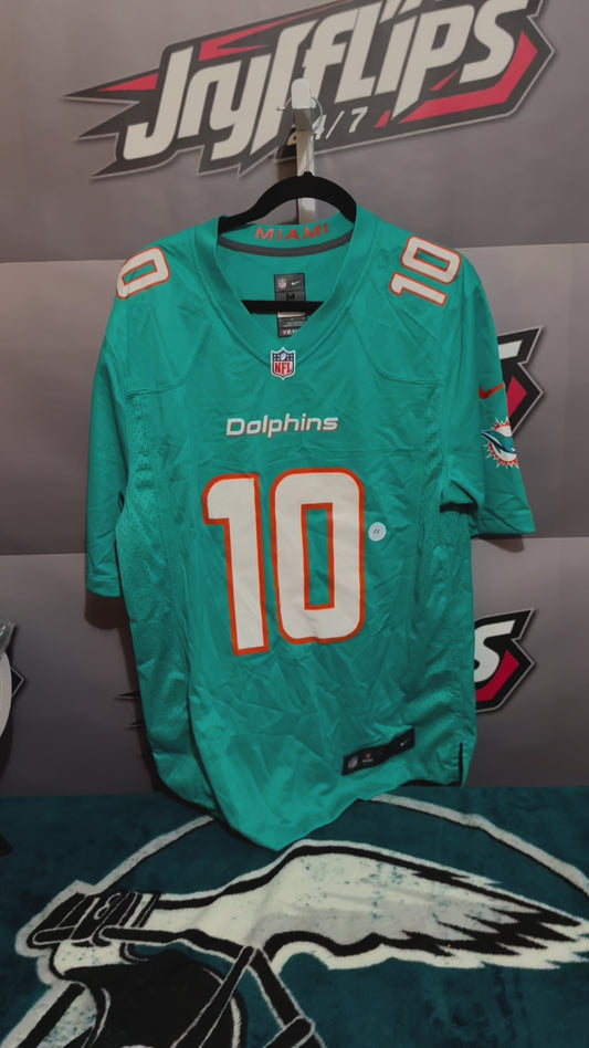 Men’s Medium Tyrell Hill #10 Jersey